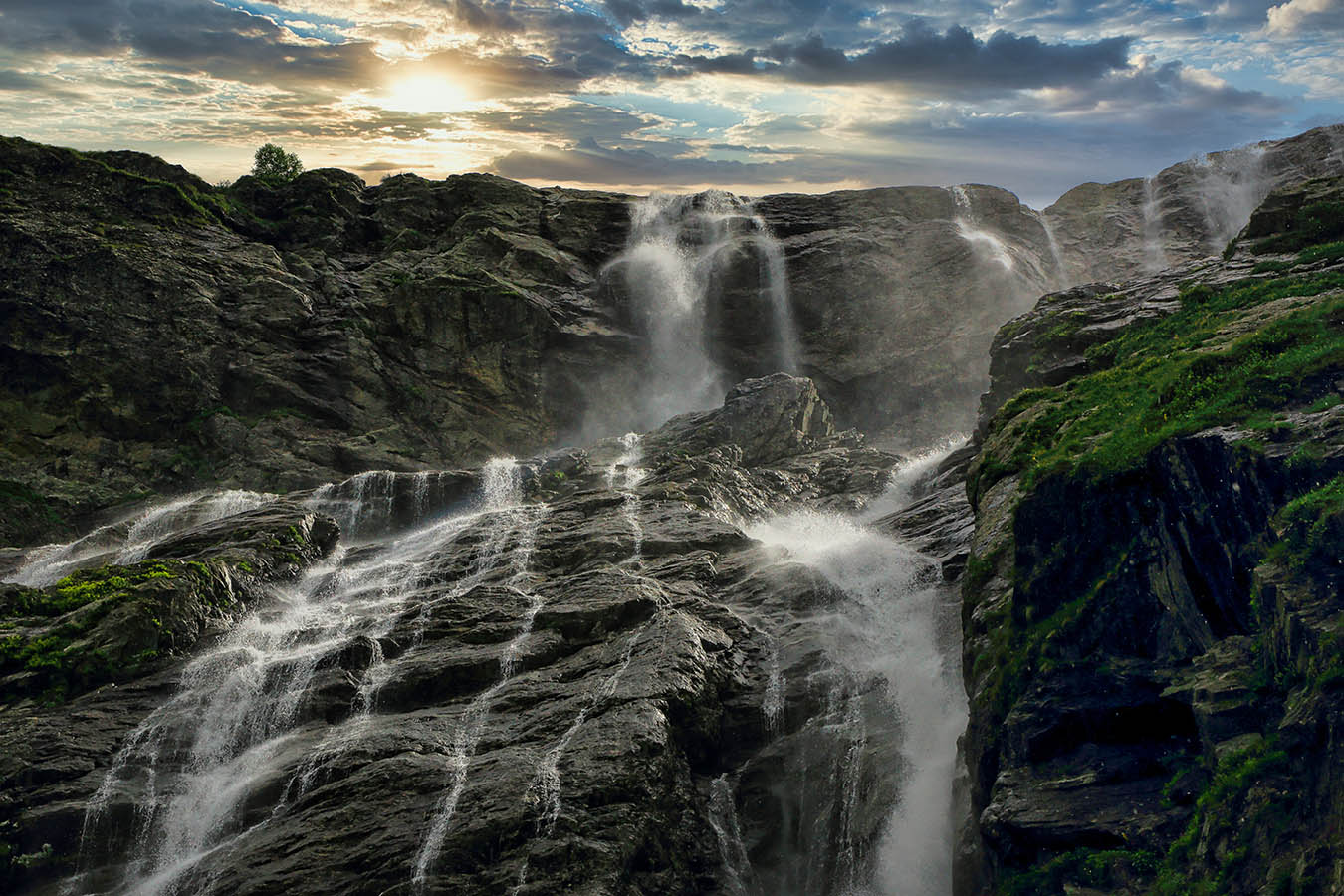 Софийские водопады