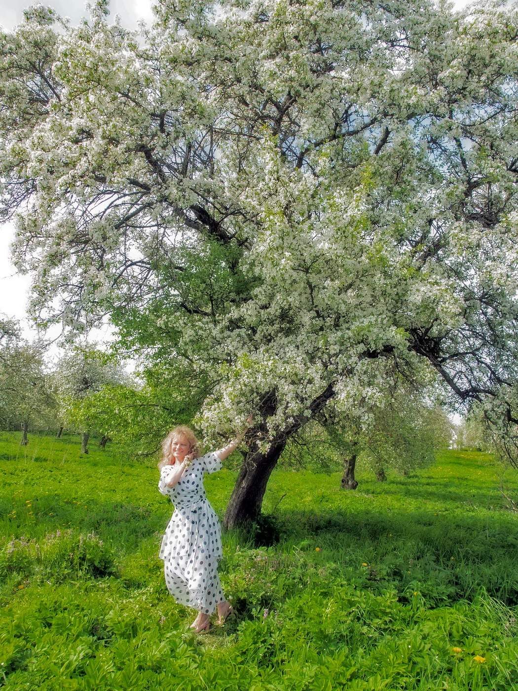 Майский день Лариса.