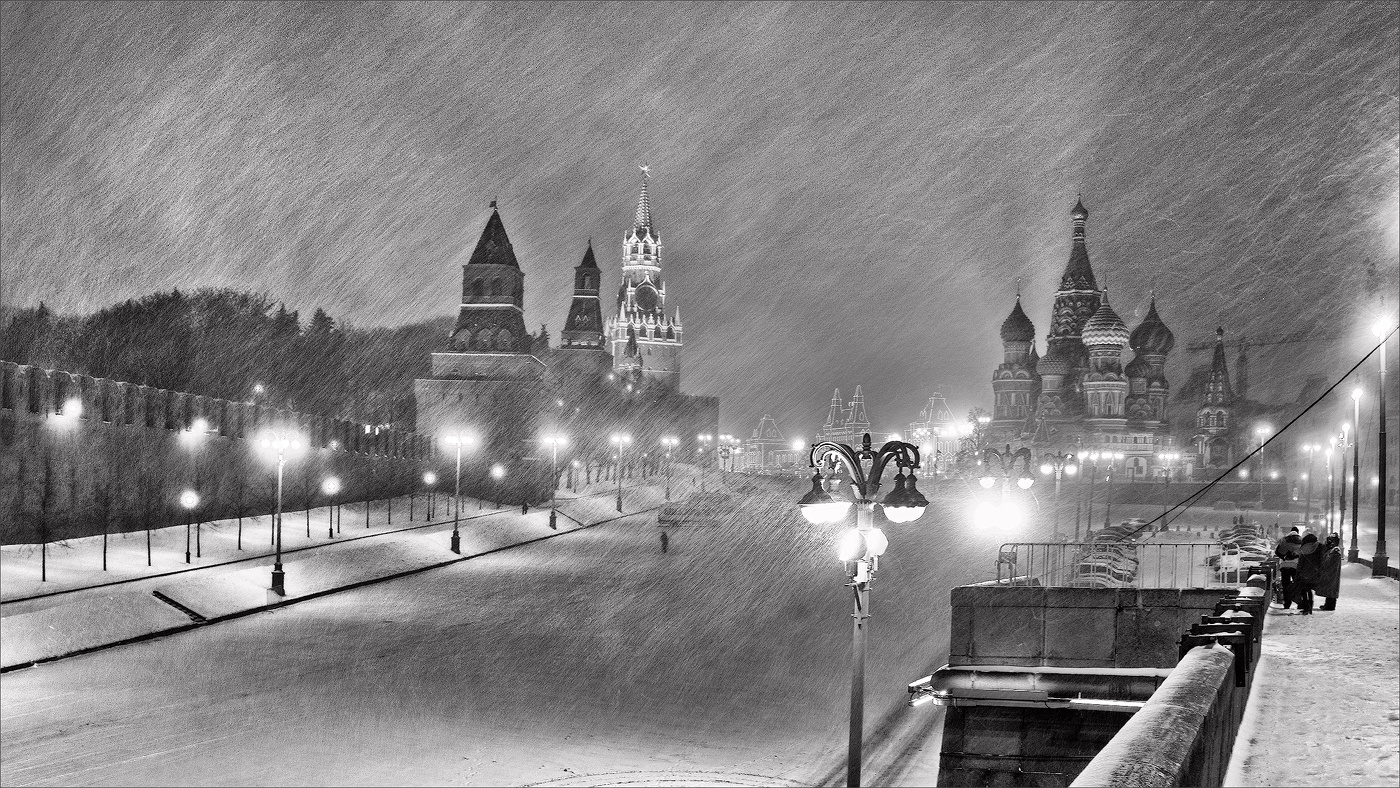 Снегопад на Васильевском спуске.