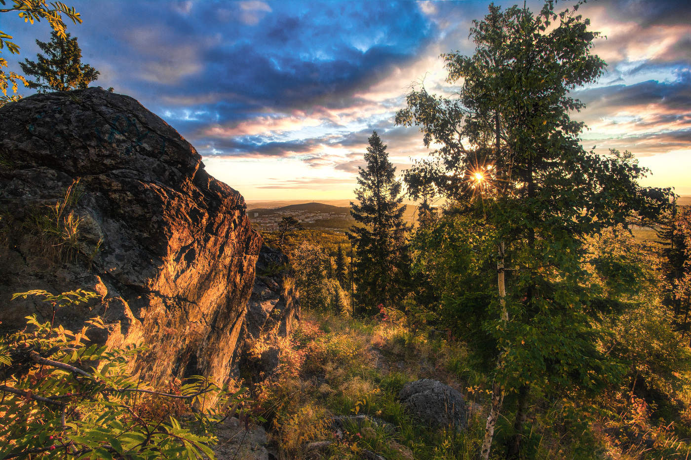 Утренние скалы