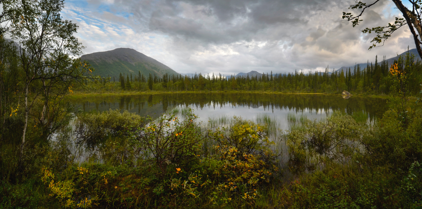О маленьком озере в долине Куэльпорр