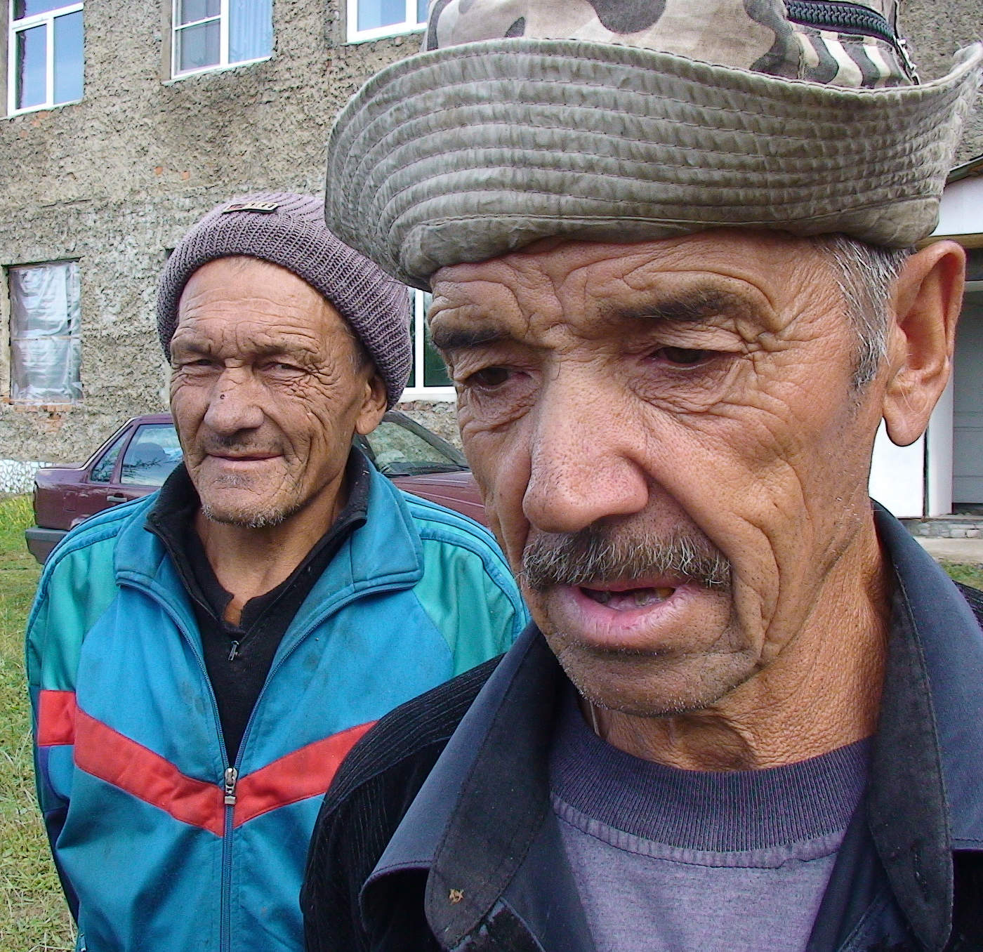 Люд бывалый