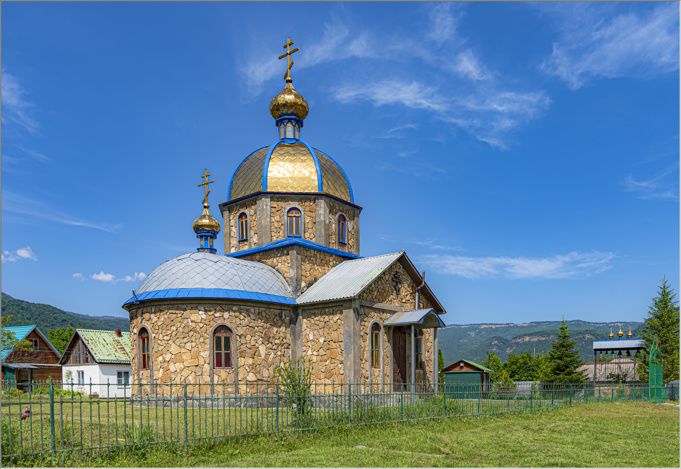 Церковь святых мучеников Гурия, Самона и Авива