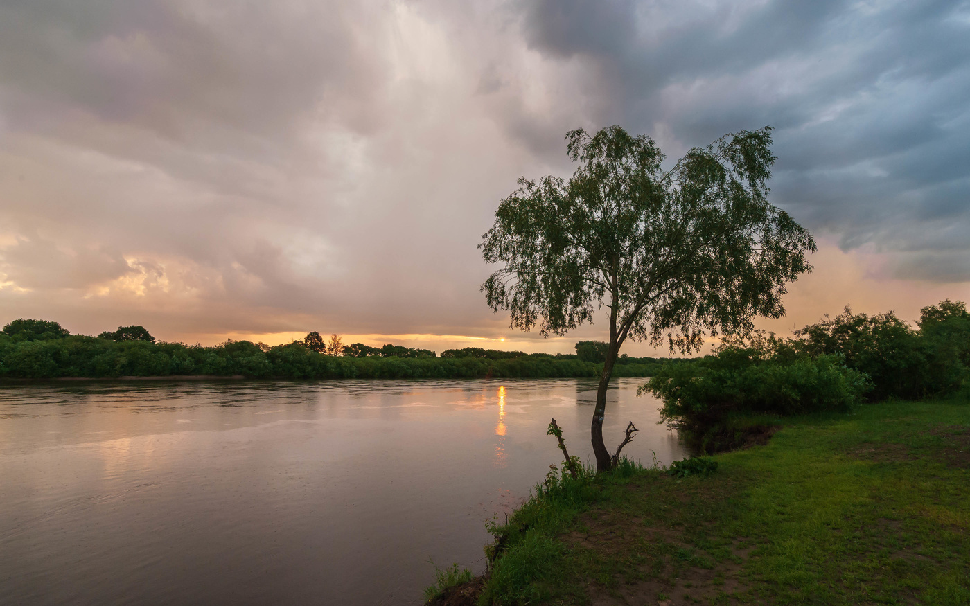 рассвет на Днепре