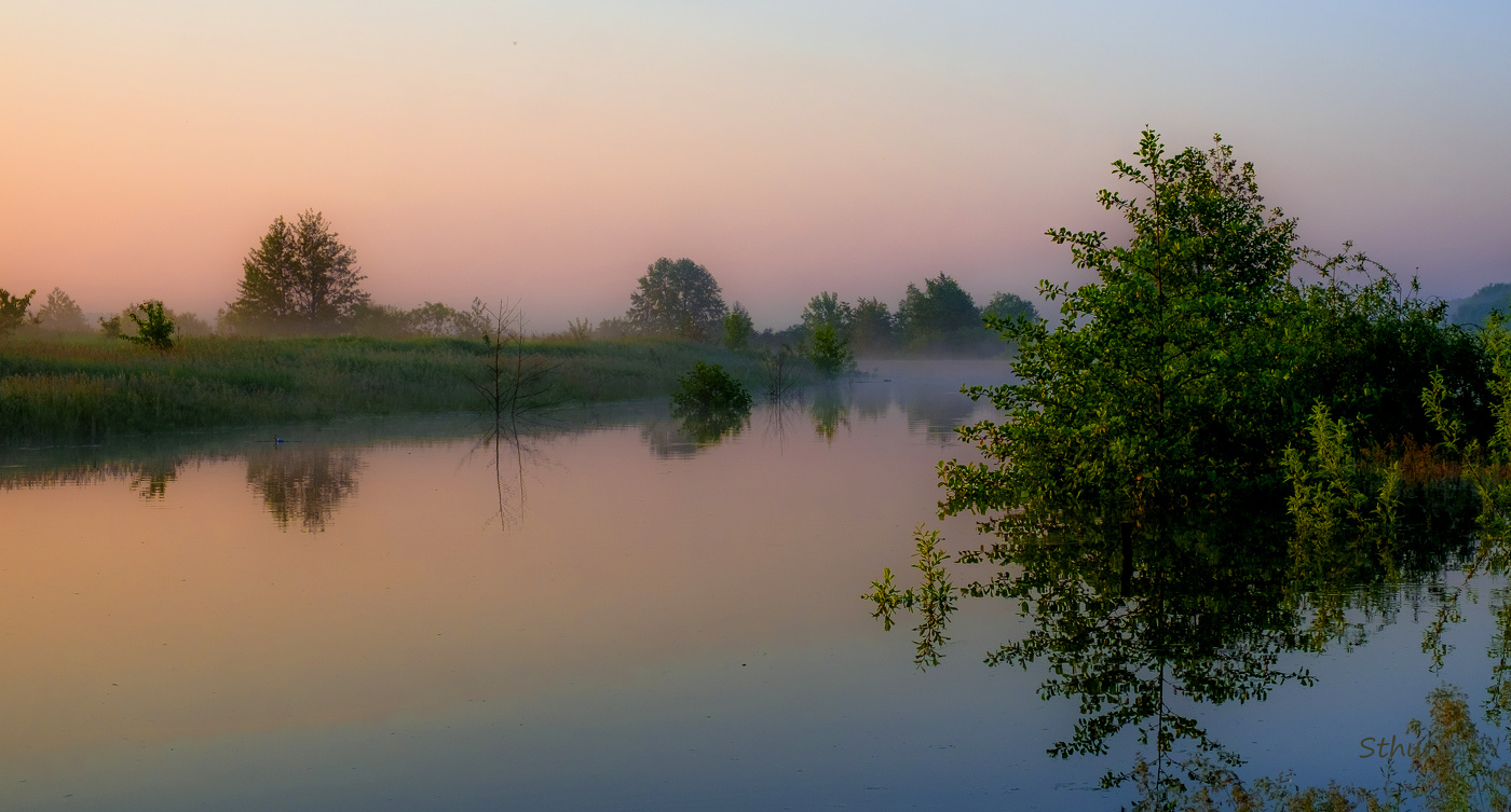 Утро на озере Сосновое.