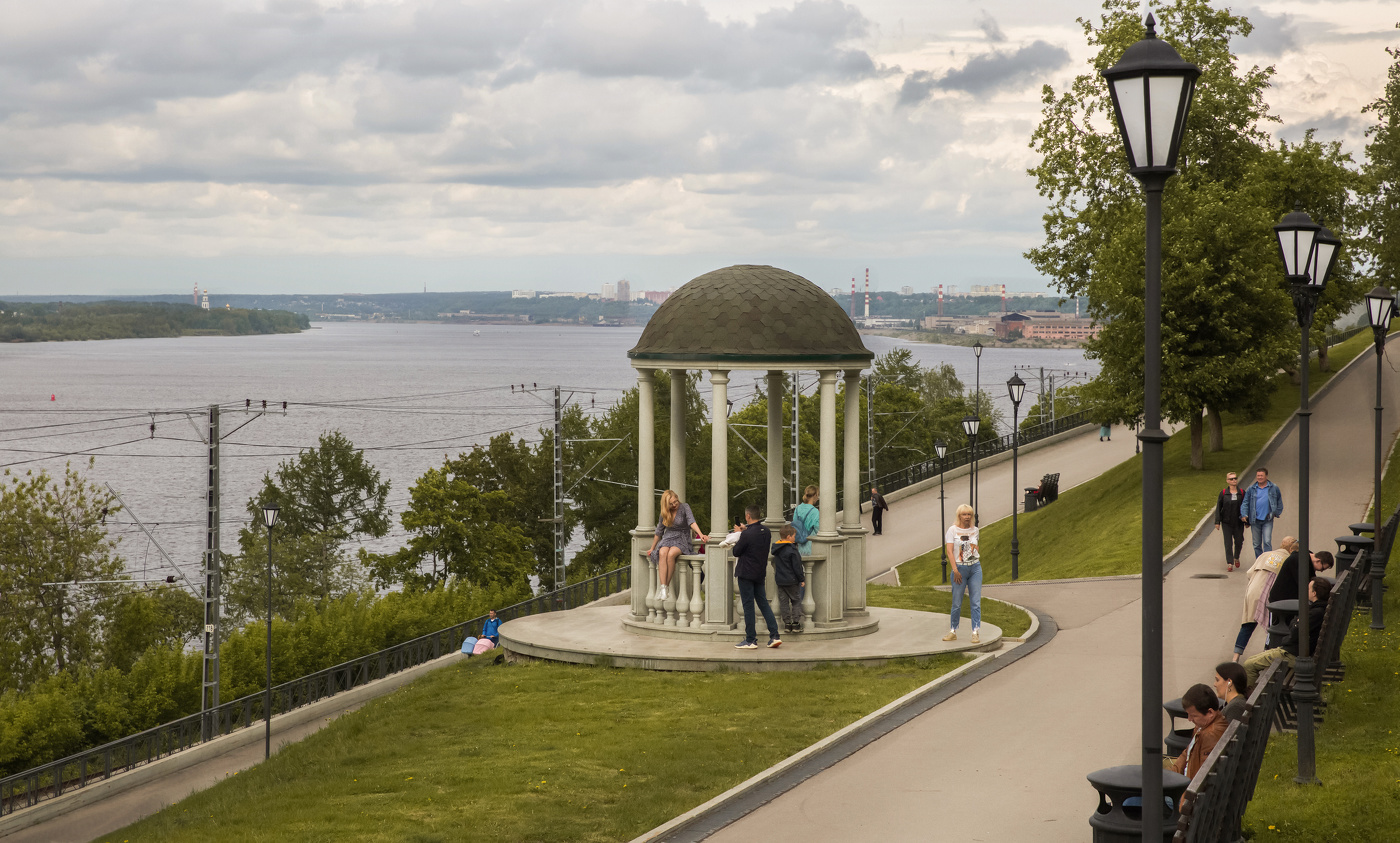 Набережная.