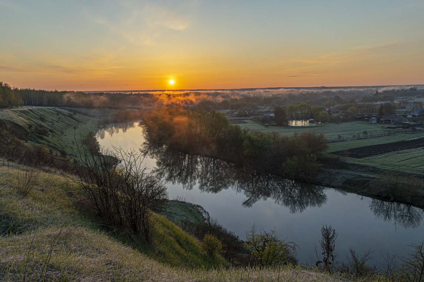 просыпается природа