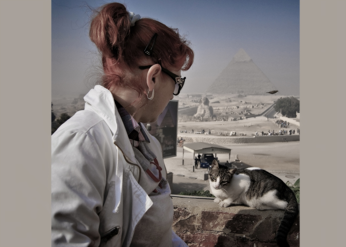 портрет с египетской кошкой