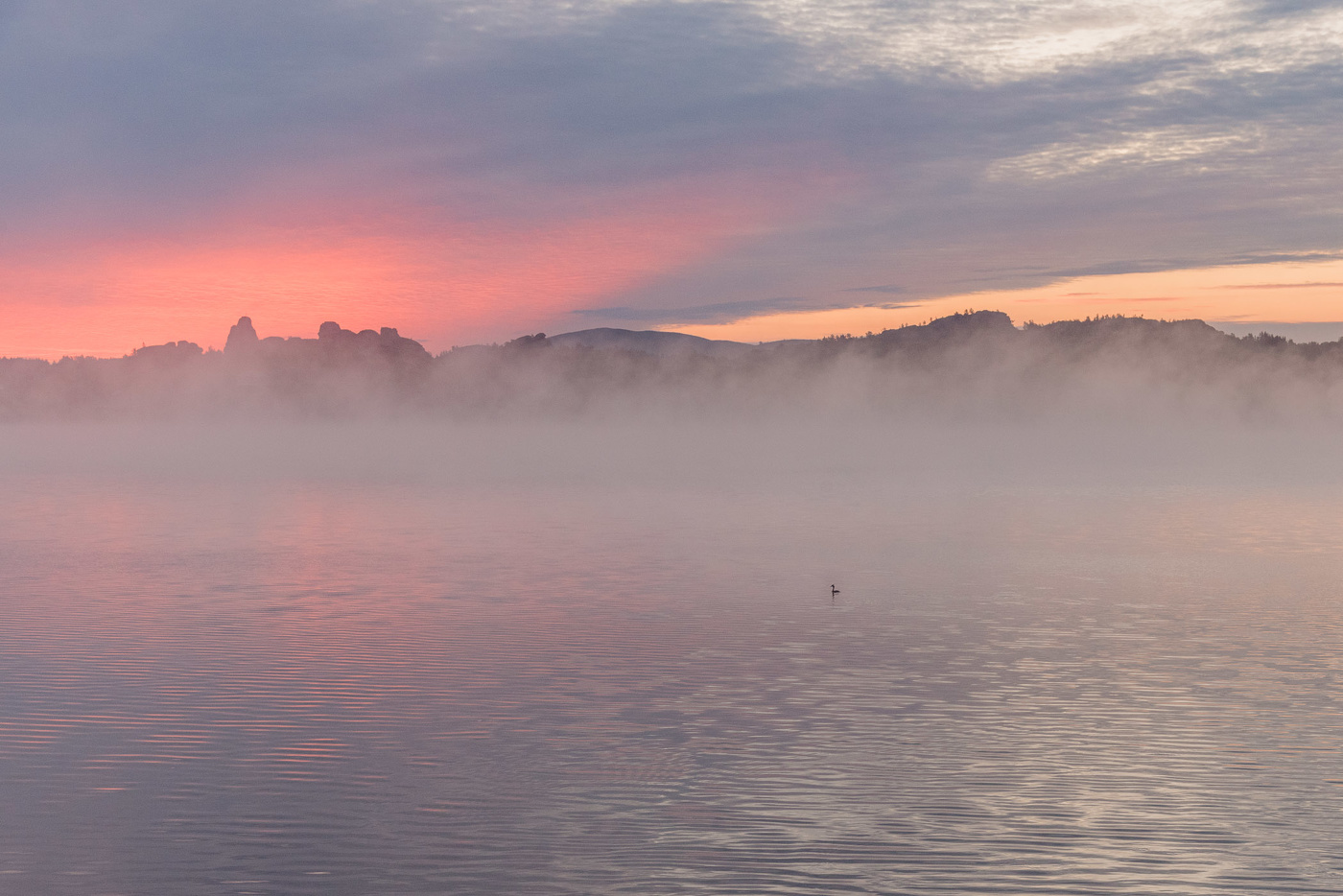 Утро на озере
