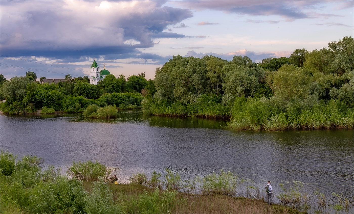 Нам тишину подарит летний вечер...