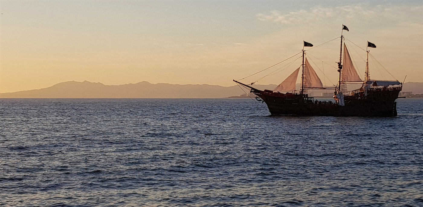 К далеким берегам...