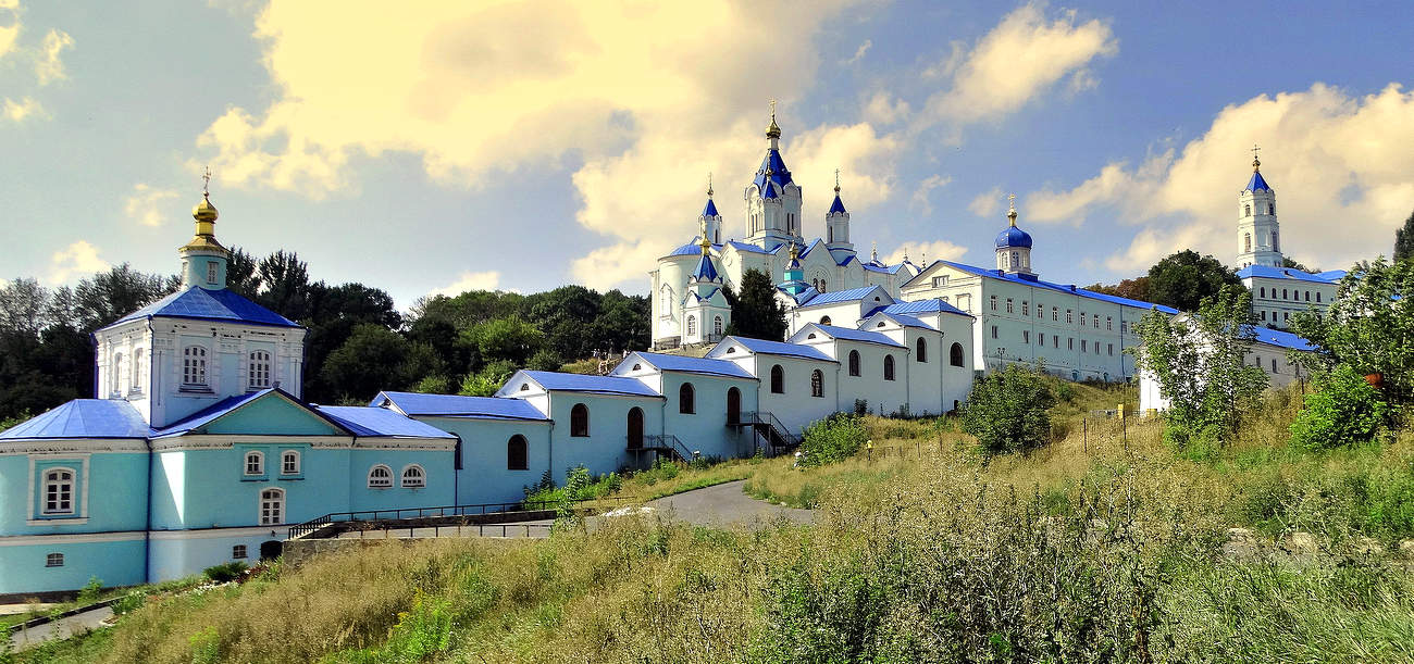 Каскад соборов Коренной пустыни