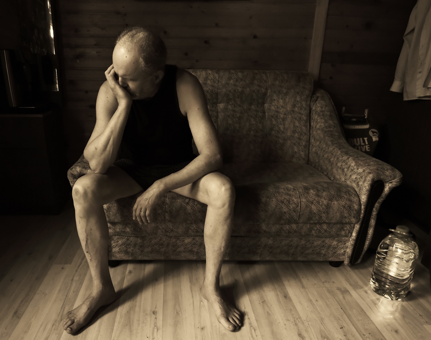 "Здравствуй, Одиночество, ты опять ко мне..."