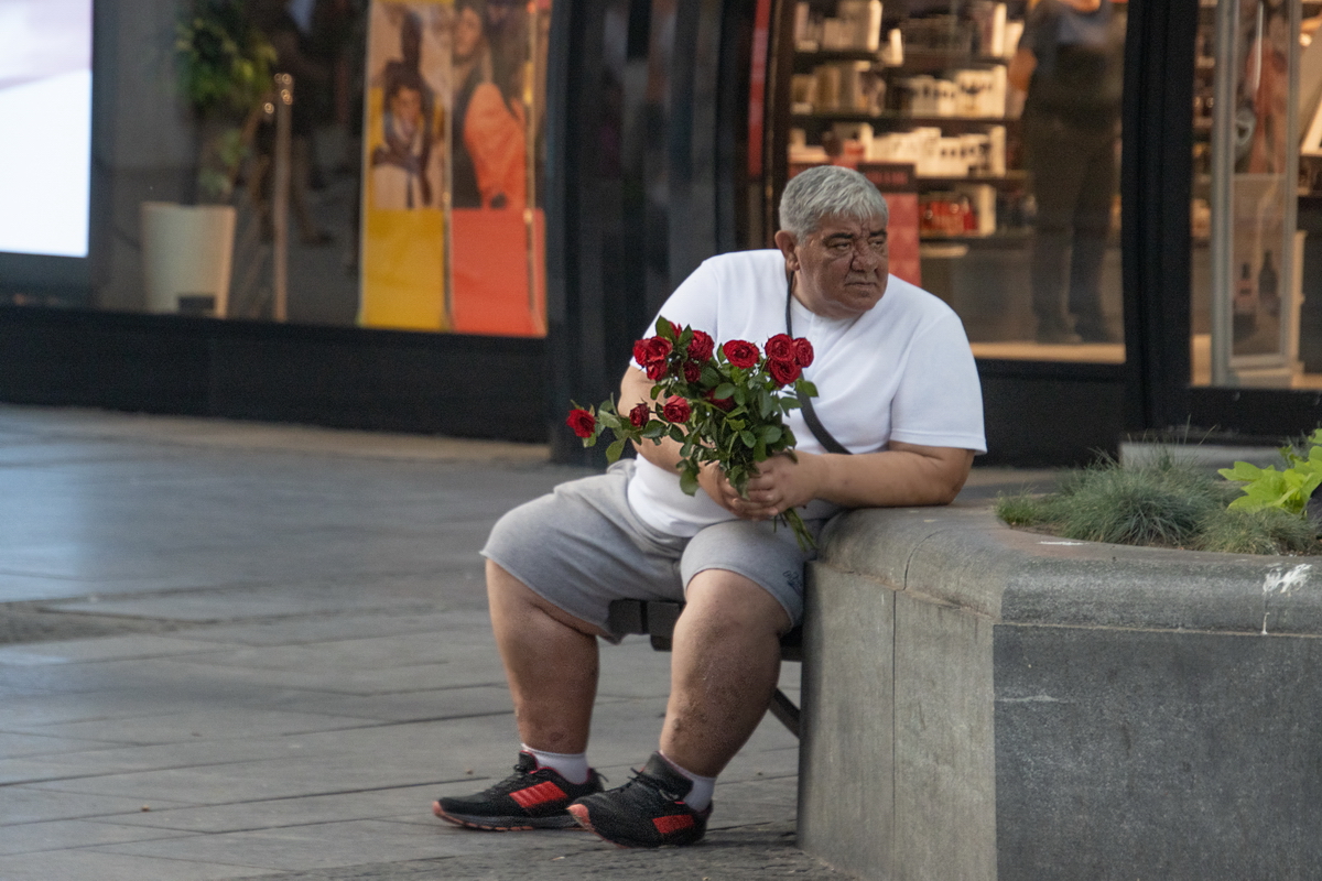 Любовь ещё быть может....