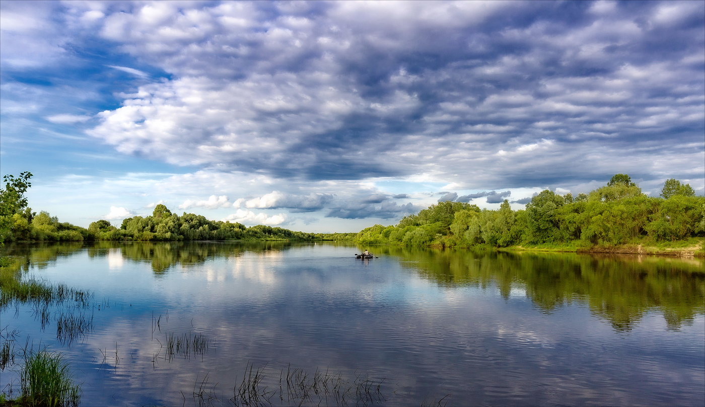 Наслаждаясь простором реки...