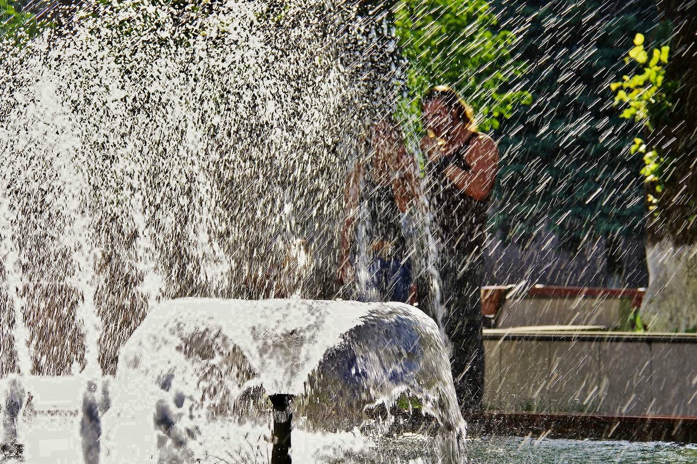 Вода и солнце - день чудесный…!