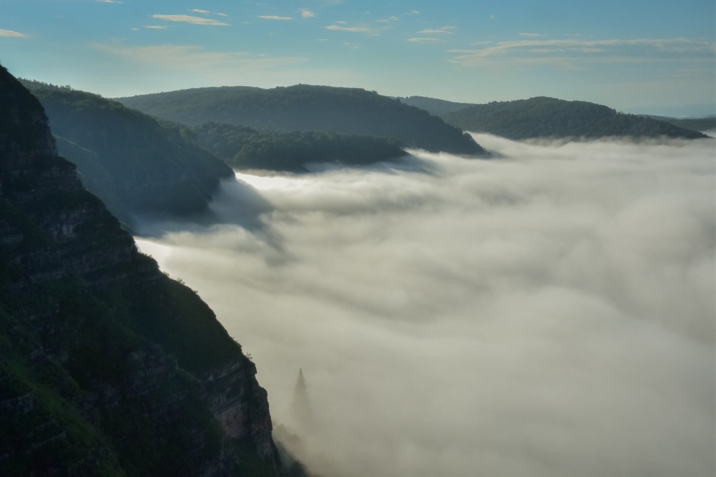 Утро на Катунском утёсе