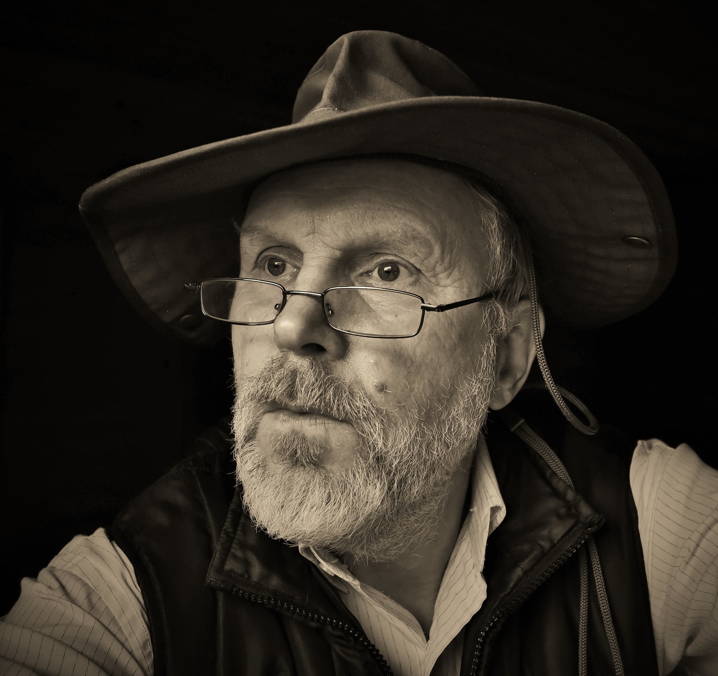 "Наказанье за долгую жизнь называется старостью..."