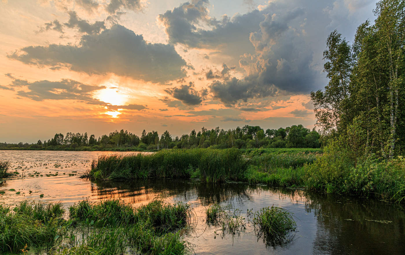 Вечер на озере