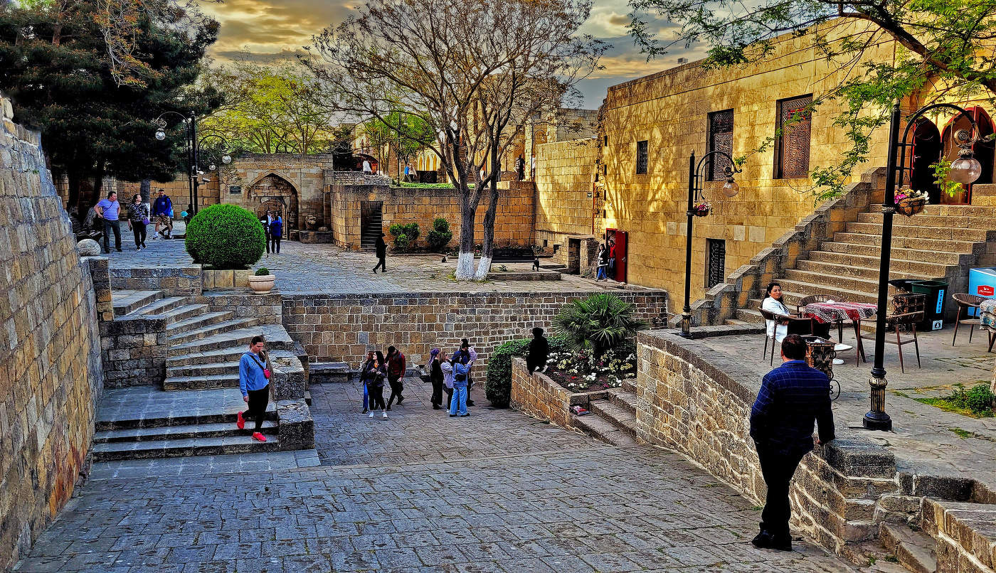 В крепости "Нарын-Кала"