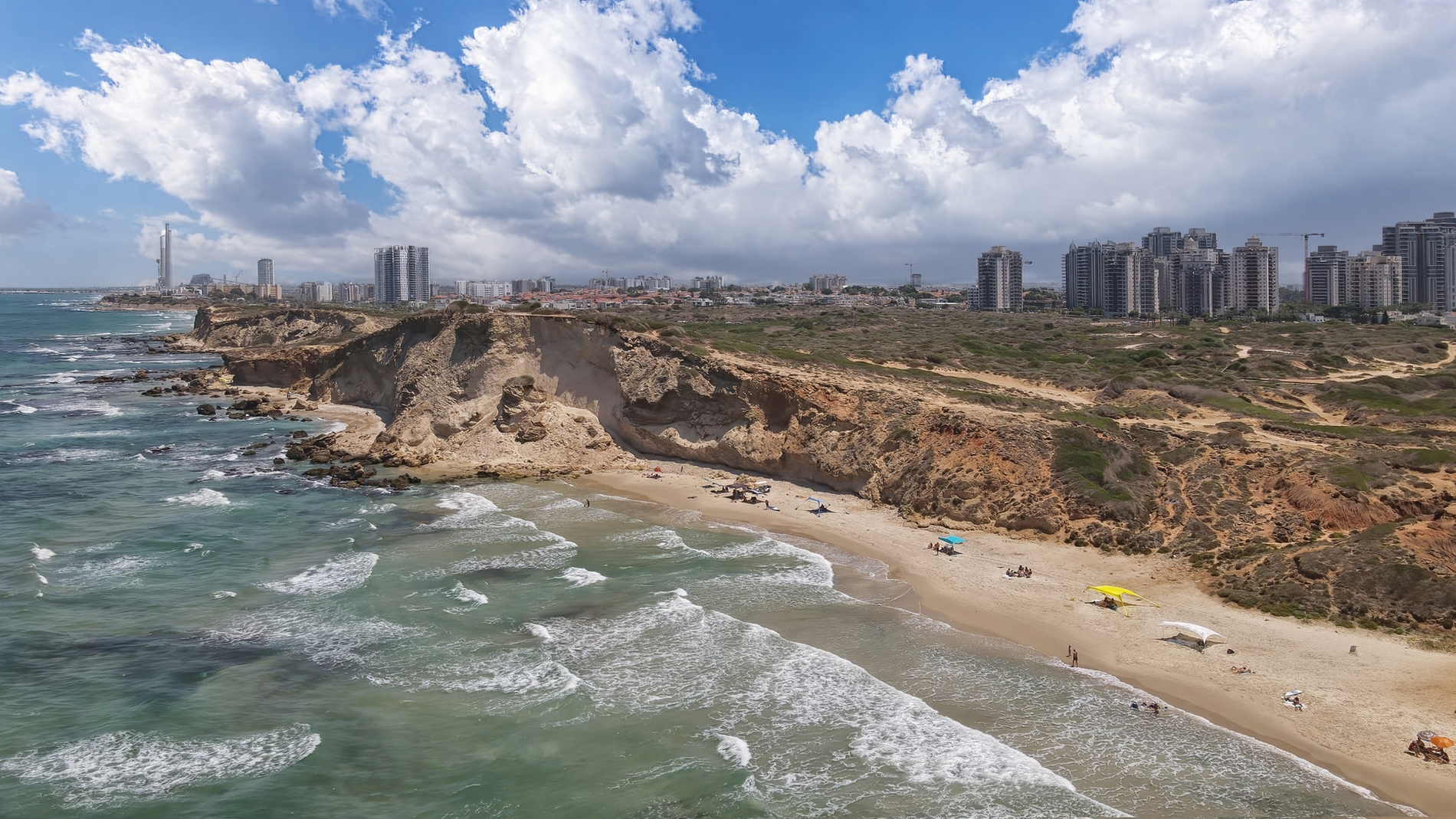 Неспокойное море