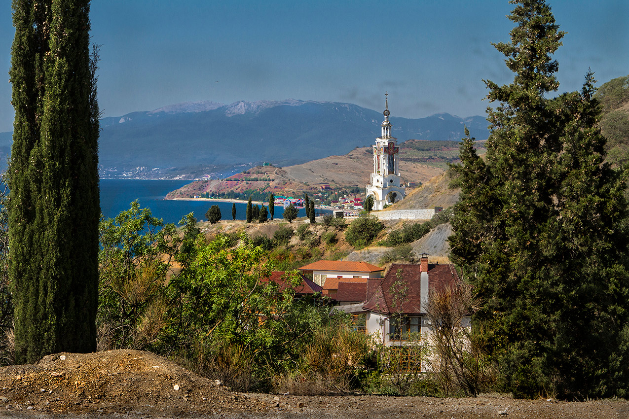 Вдоль побережья