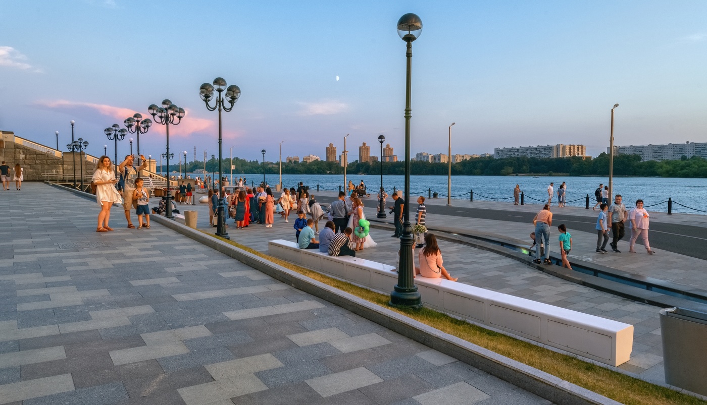 В выходные дни