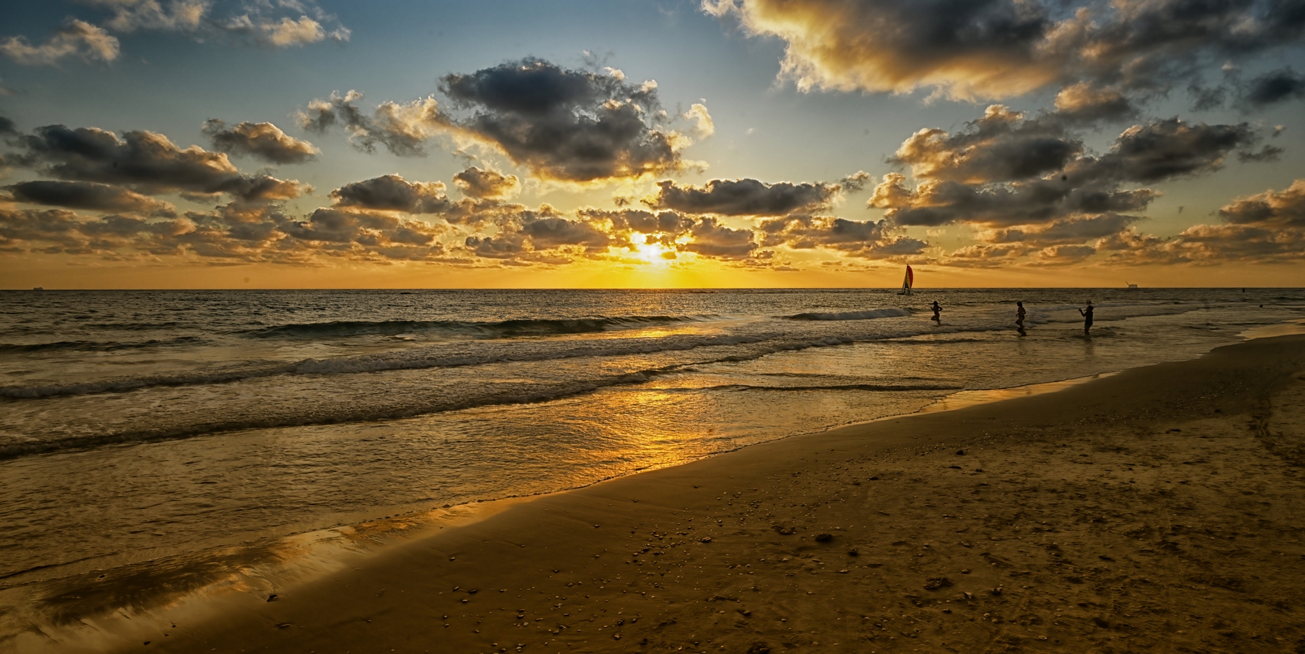 На закате дня