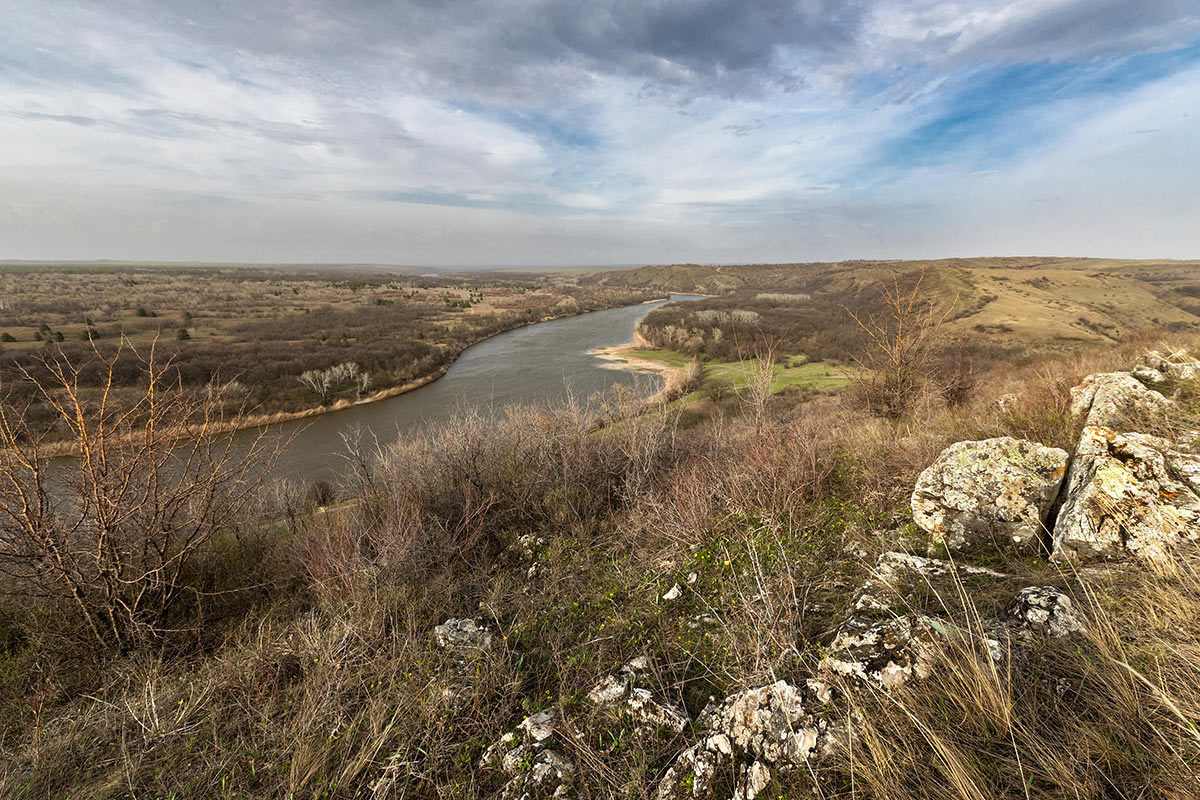 Над весенним Донцом