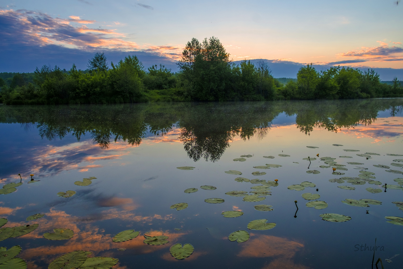 Утро на озере Сосновое.