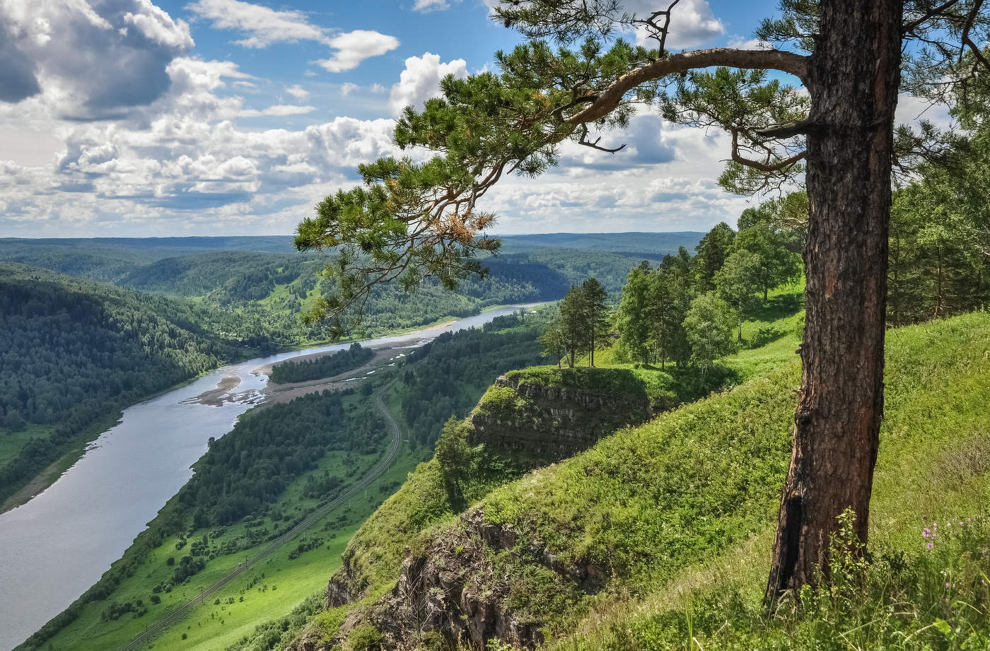 Катунские утёсы в июне