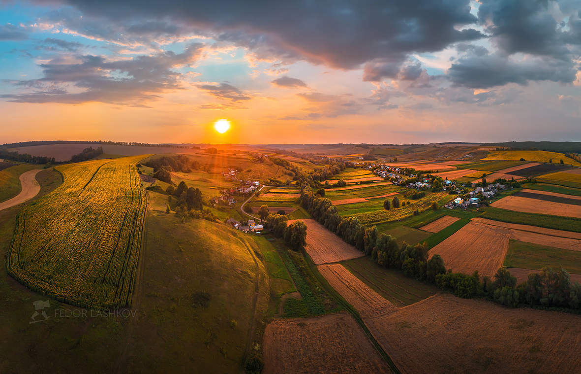 Долина полей