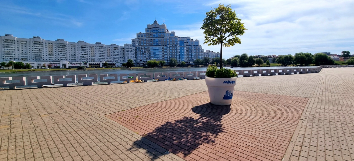 Жаркое лето в большом городе...