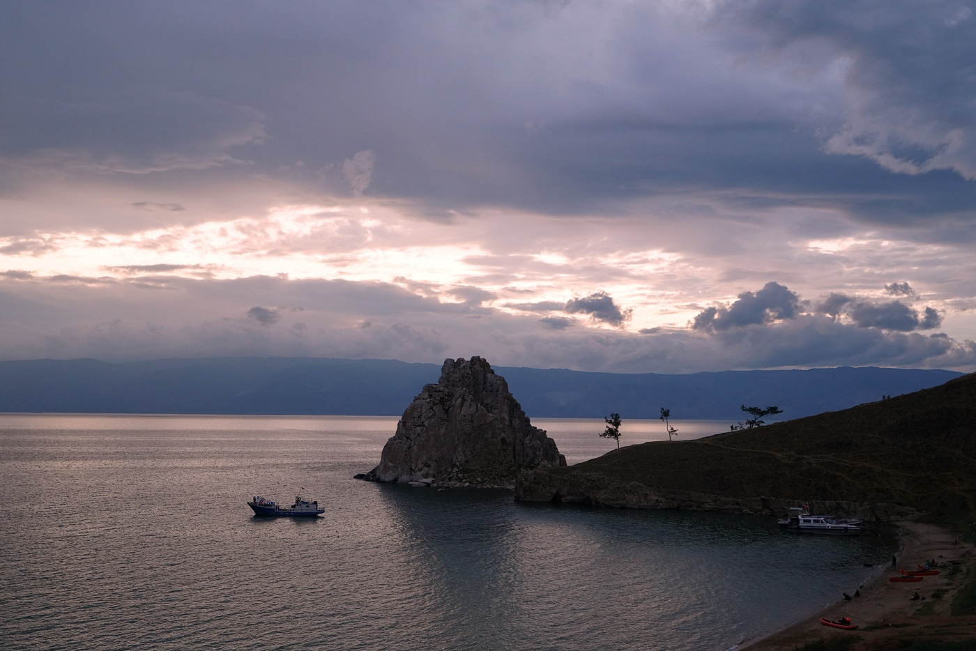 Вечер в Хужире