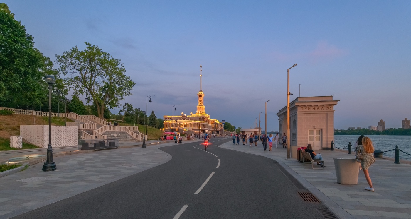 Выходные в Северном речном порту