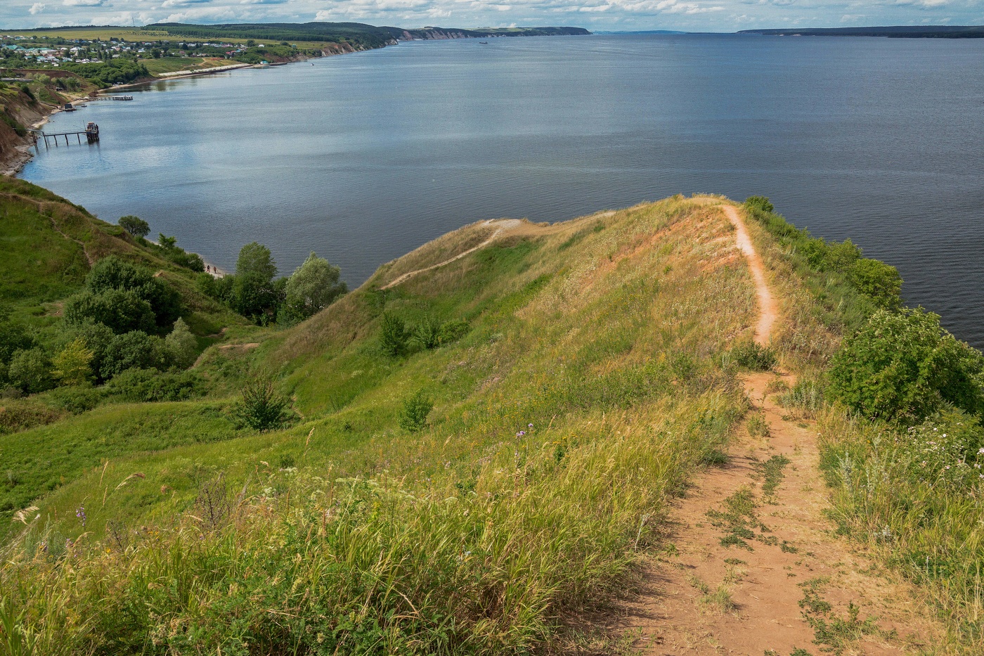 Спуск сгоры Лобач