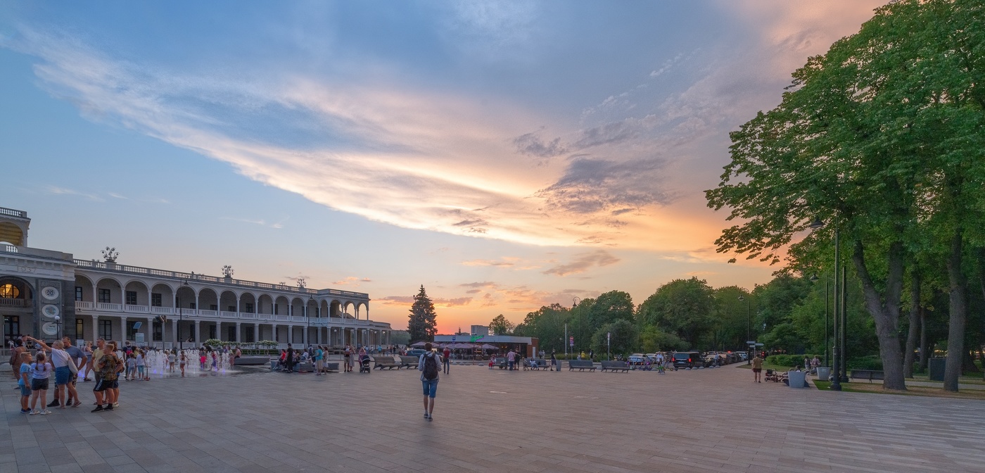 Вечер в Северном речном порту