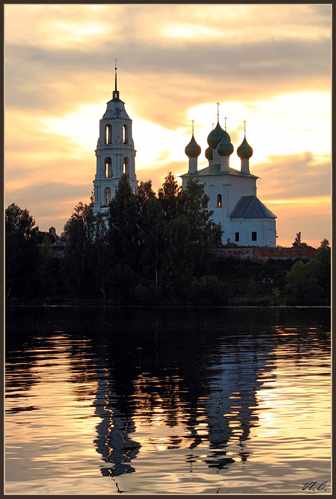 Троицкая церковь .