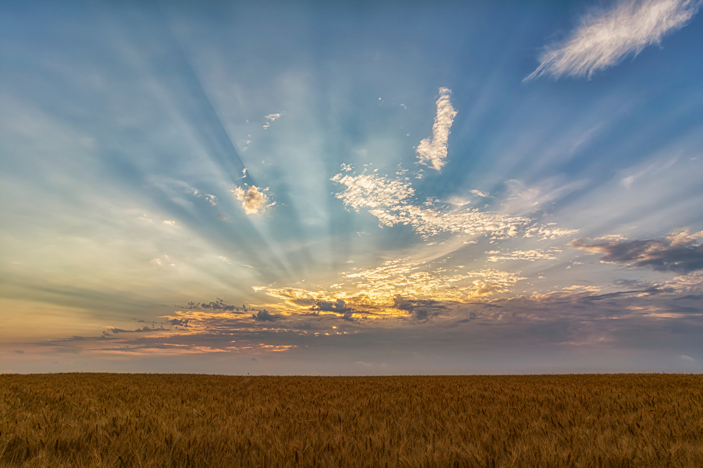 закатные лучи