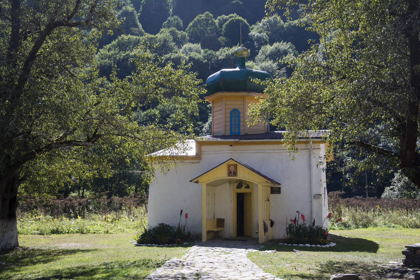 Южный храм.