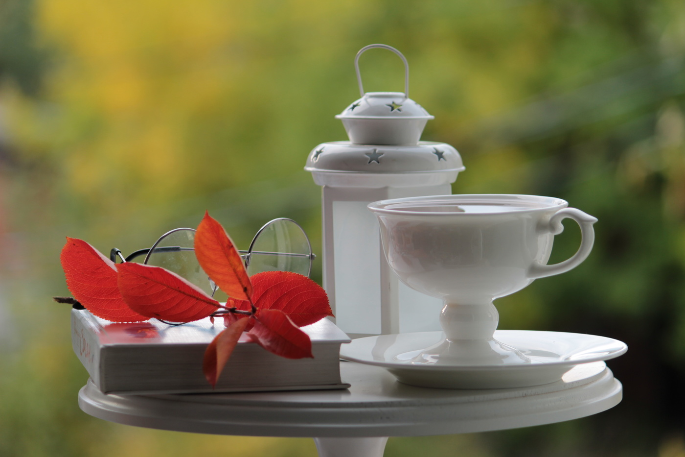 Здравствуй, грусть...