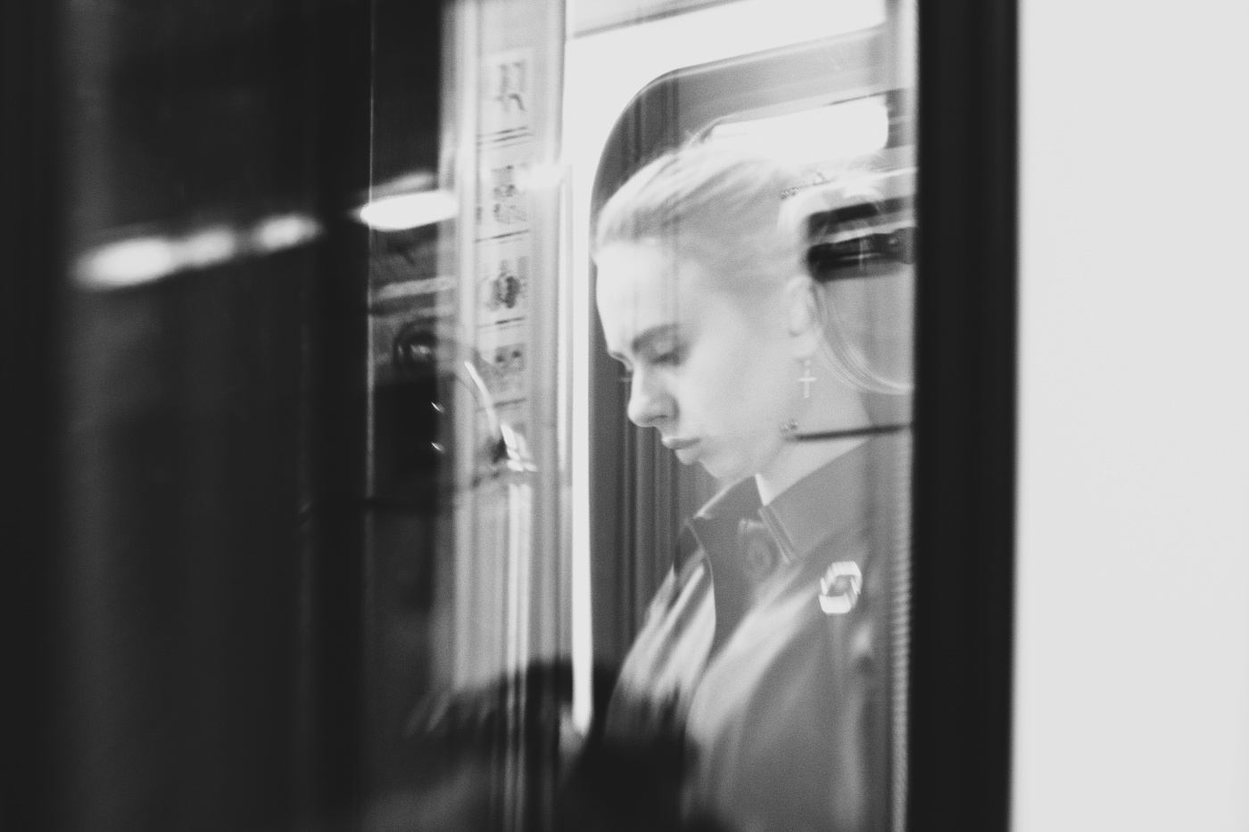 В соседнем вагоне...