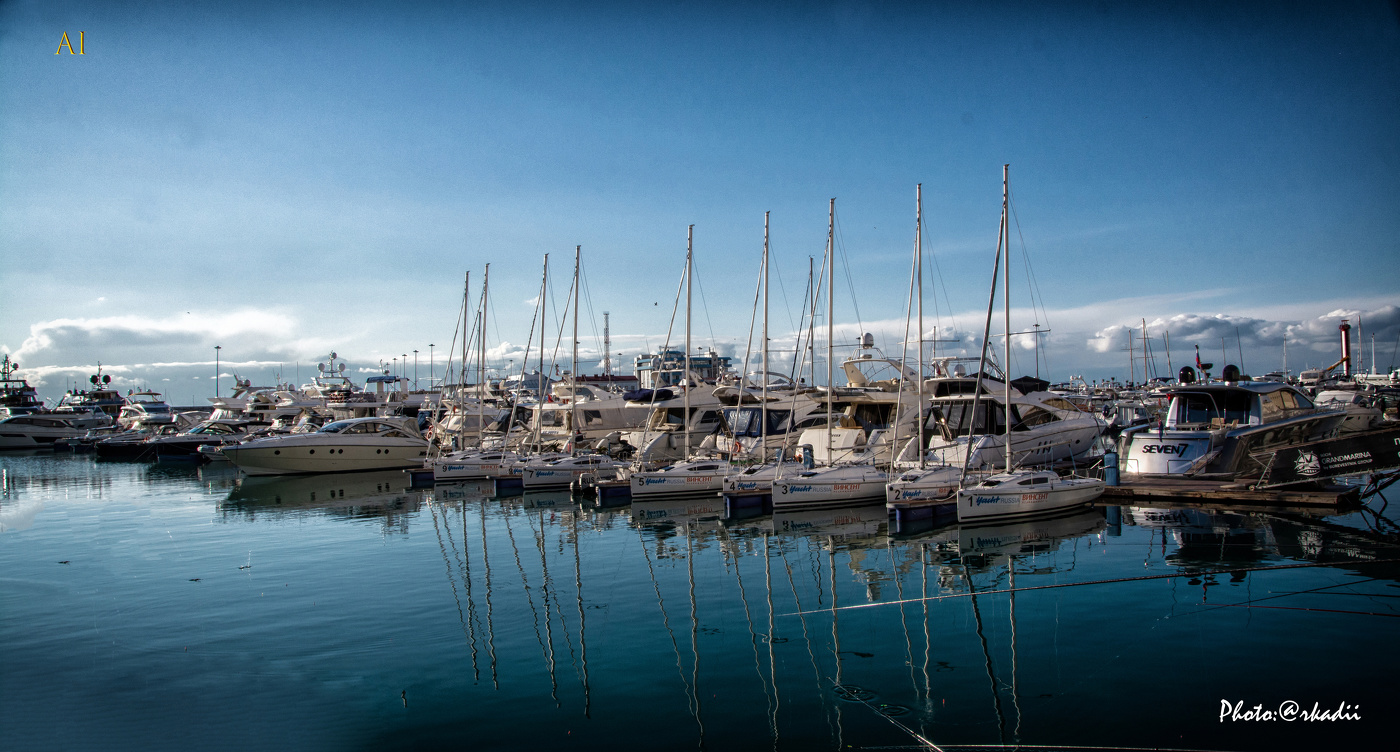 На приколе...