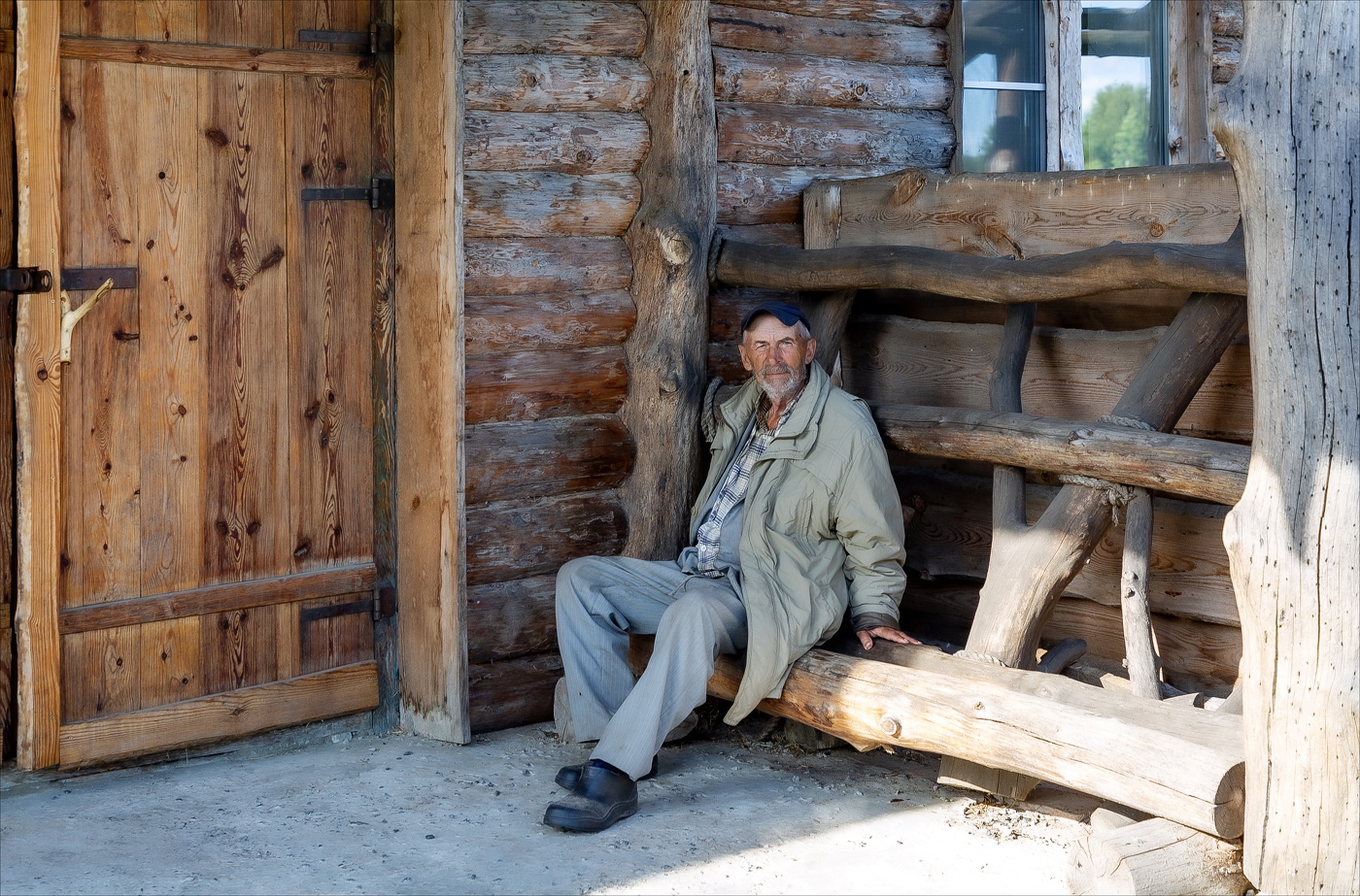 Сельский сторож