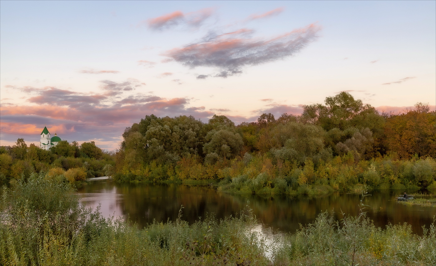 Осенний вечер...Тишина...