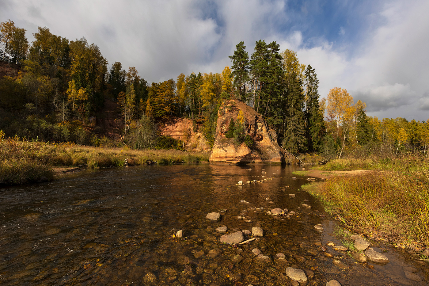 Скалы по курсу