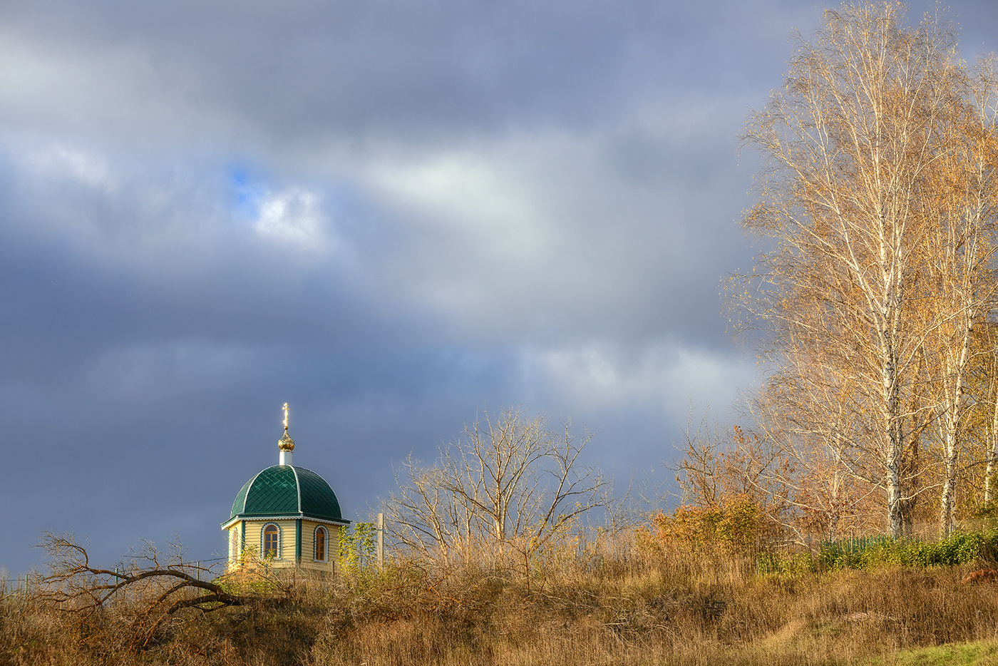 Часовенка...