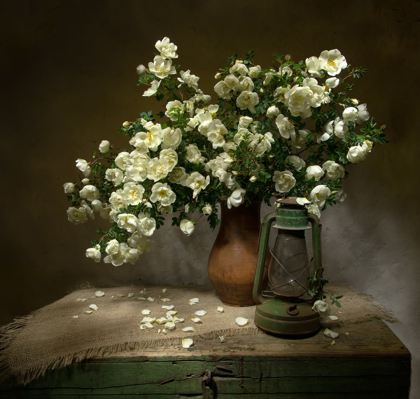 С керосинкой...