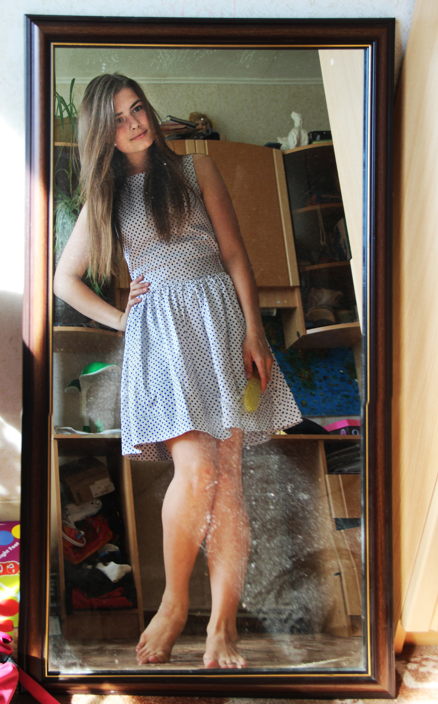 Юля и зеркало