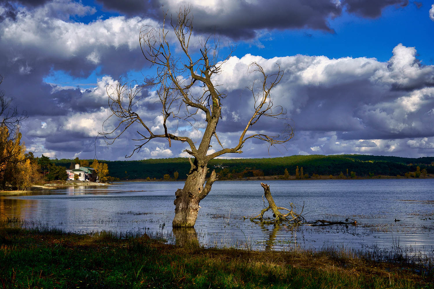 Осень на Симферопольском водохранилище
